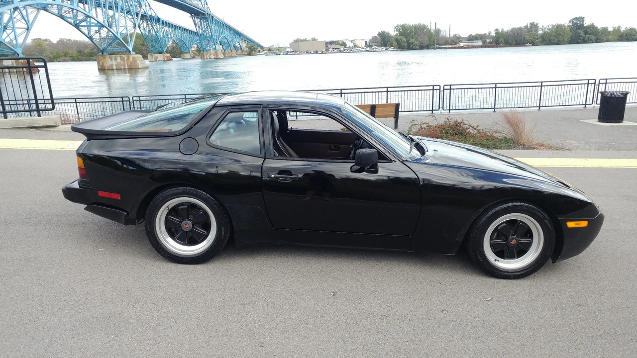1986 Porsche 944 Turbo - Image 4 of 31
