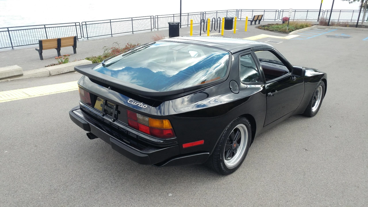 1986 Porsche 944 Turbo - Image 5 of 31