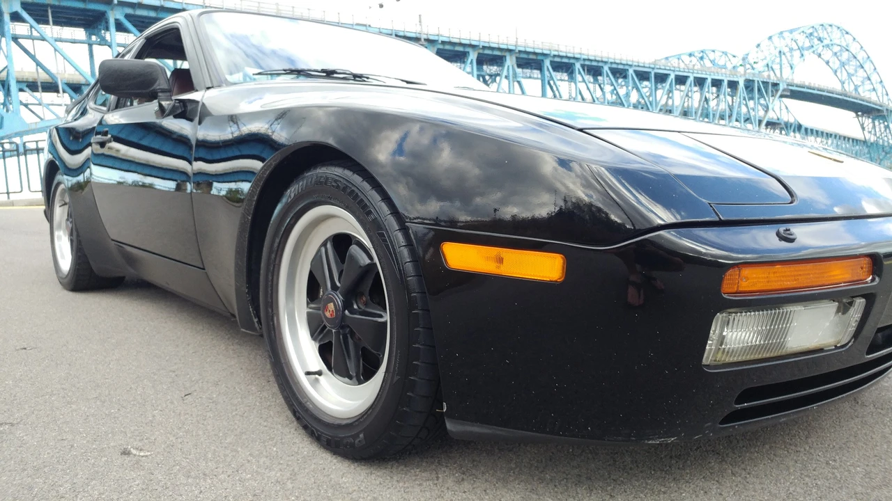1986 Porsche 944 Turbo - Image 13 of 31
