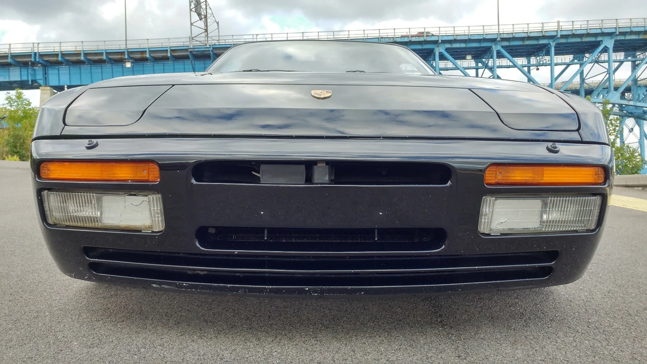 1986 Porsche 944 Turbo - Image 10 of 31