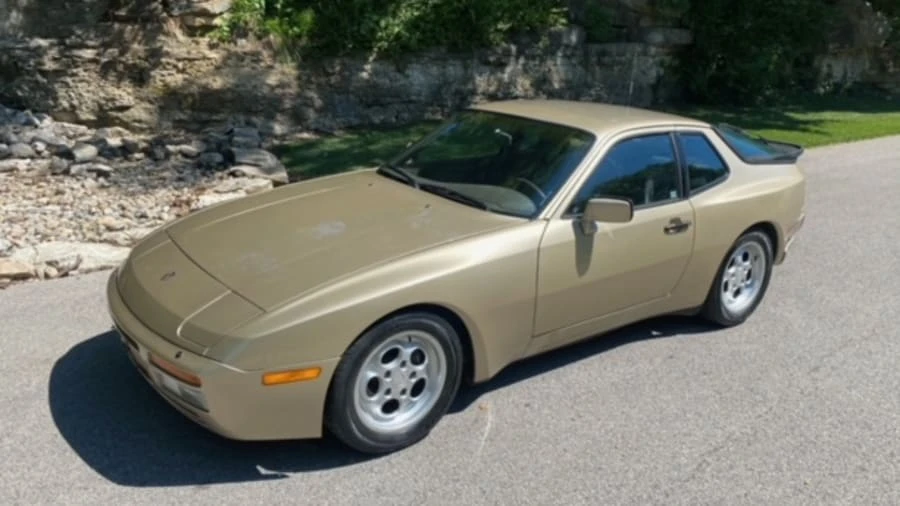 1986 Porsche 944 Turbo - Image 13 of 17