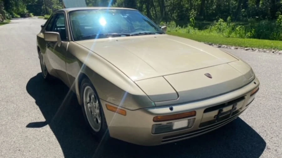 1986 Porsche 944 Turbo - Image 15 of 17