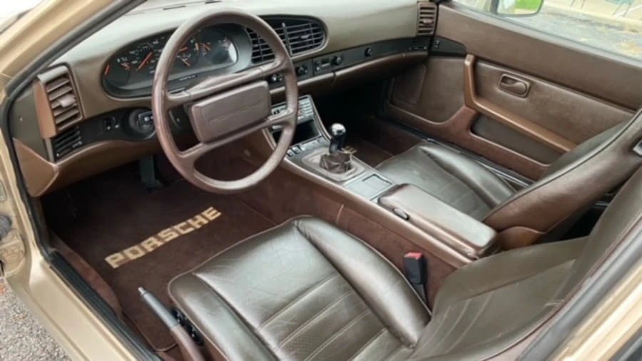 1986 Porsche 944 Turbo - Image 4 of 17