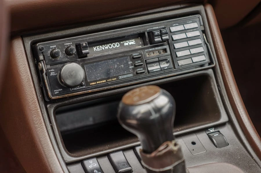 1986 Porsche 944 Turbo - Image 8 of 21