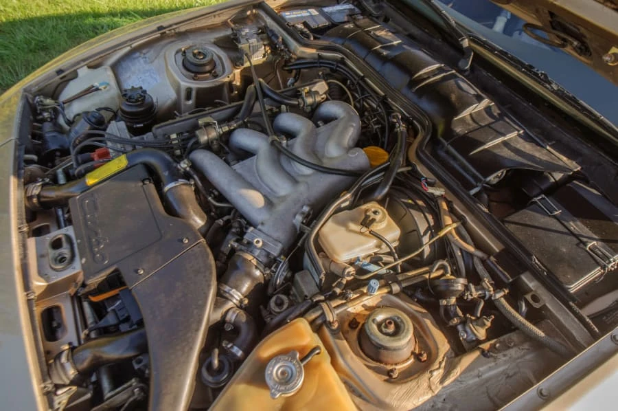 1986 Porsche 944 Turbo - Image 9 of 21