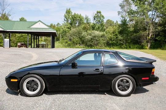 1986 Porsche 944 Turbo - Image 3 of 31