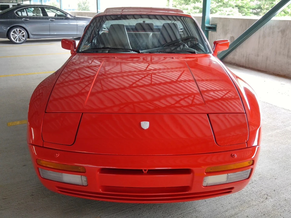 1986 Porsche 944 Turbo - Image 9 of 31