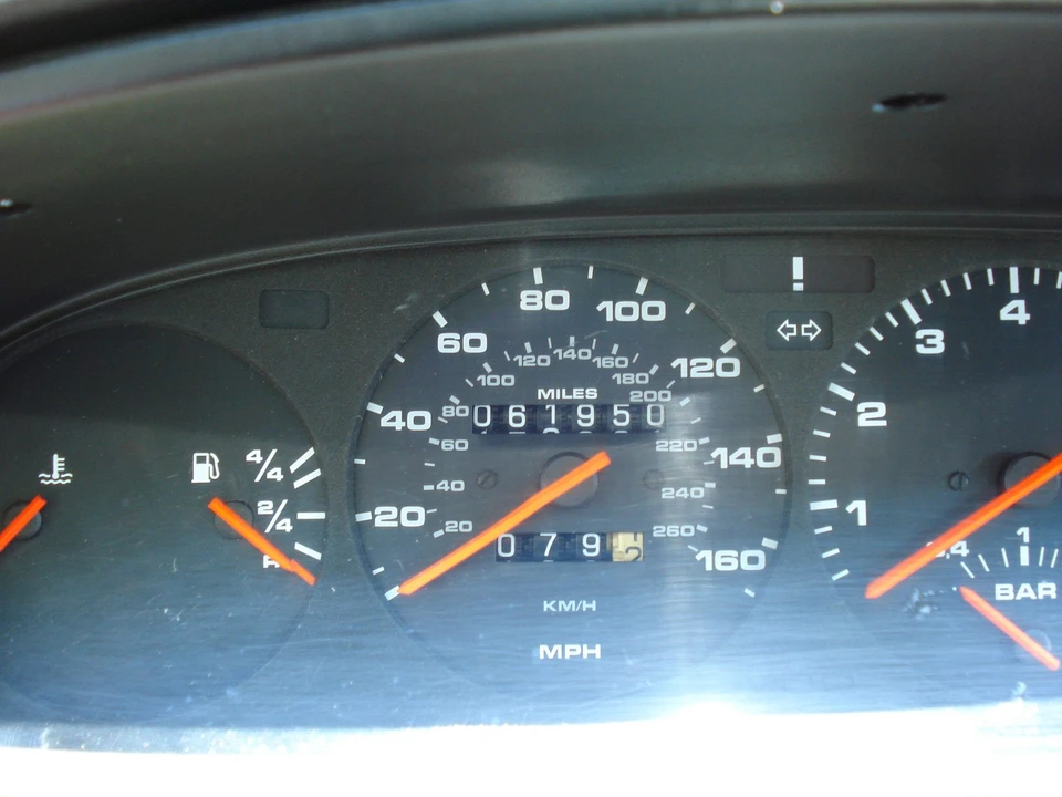 1986 Porsche 944 Turbo - Image 29 of 31