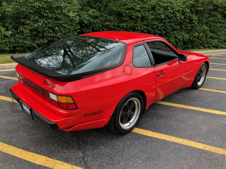 1986 Porsche 944 Turbo - Image 5 of 31