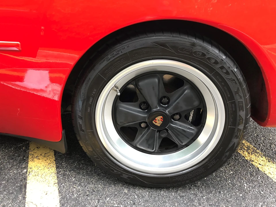 1986 Porsche 944 Turbo - Image 18 of 31