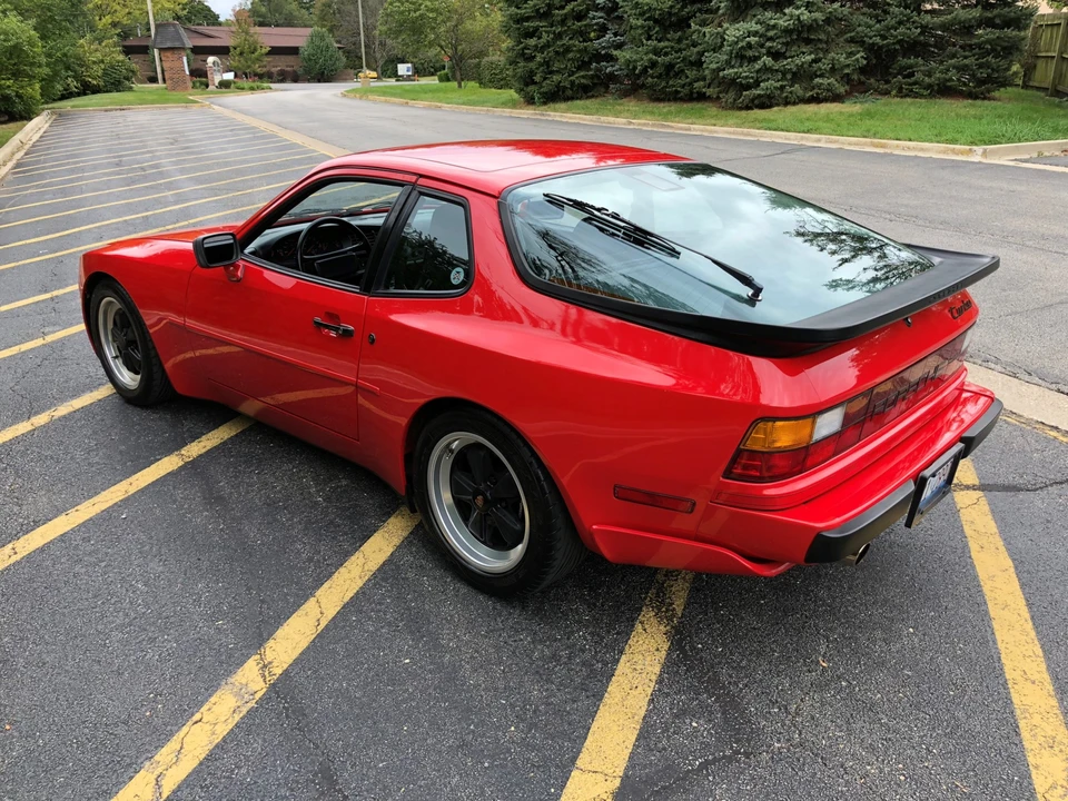 1986 Porsche 944 Turbo - Image 8 of 31