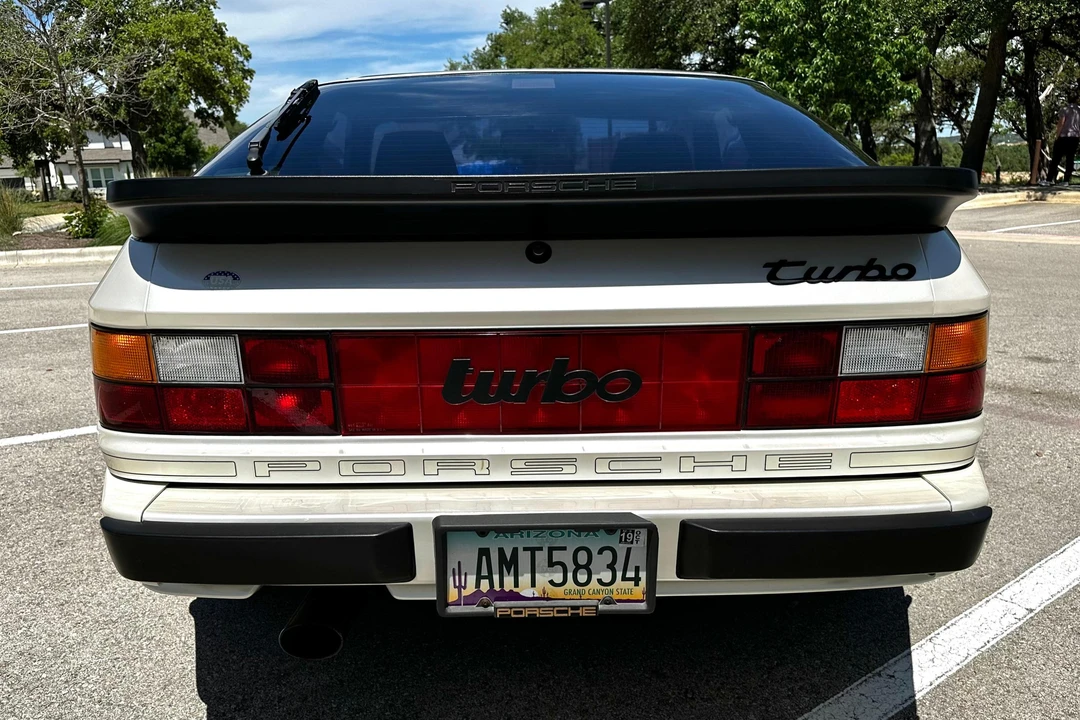 1986 Porsche 944 Turbo - Image 5 of 31