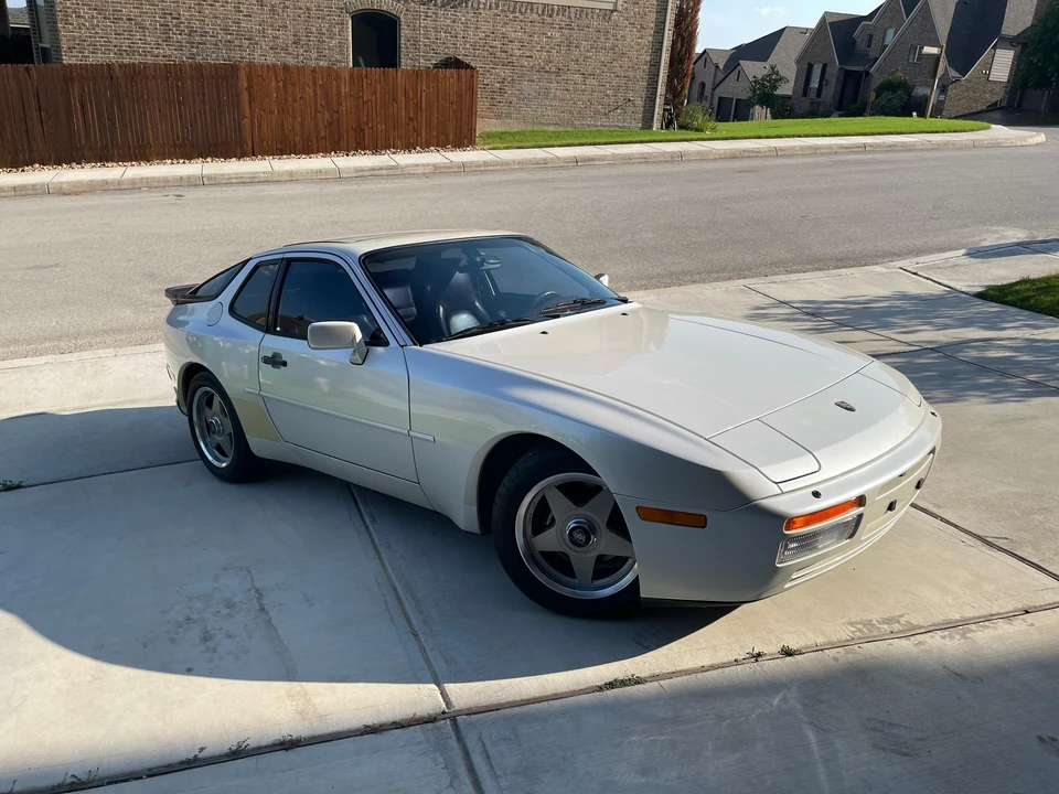 1986 Porsche 944 Turbo - Image 16 of 31