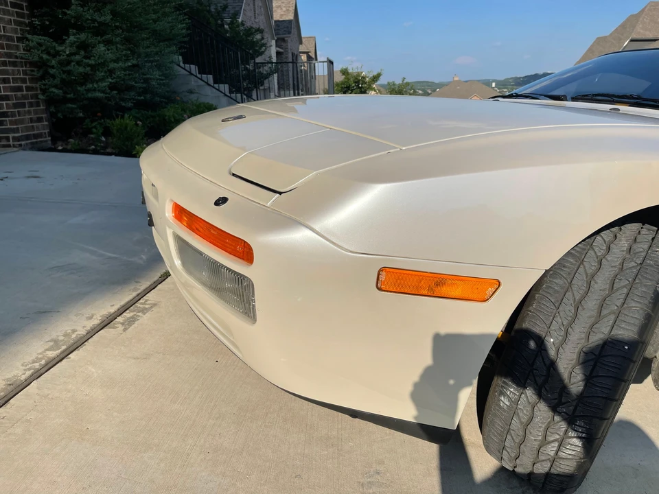 1986 Porsche 944 Turbo - Image 24 of 31