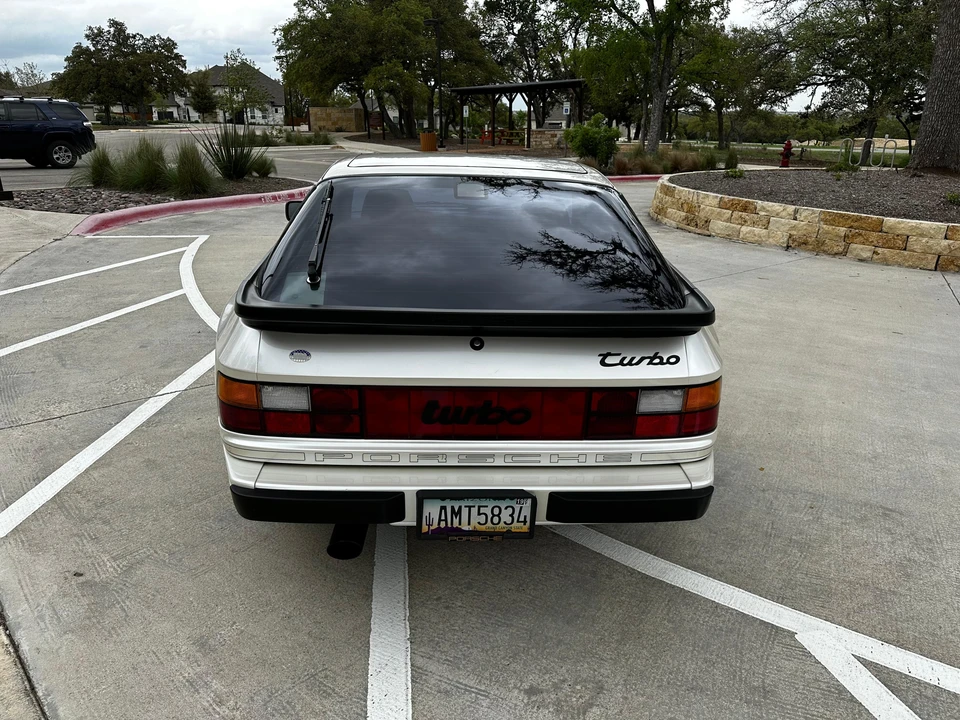 1986 Porsche 944 Turbo - Image 12 of 31