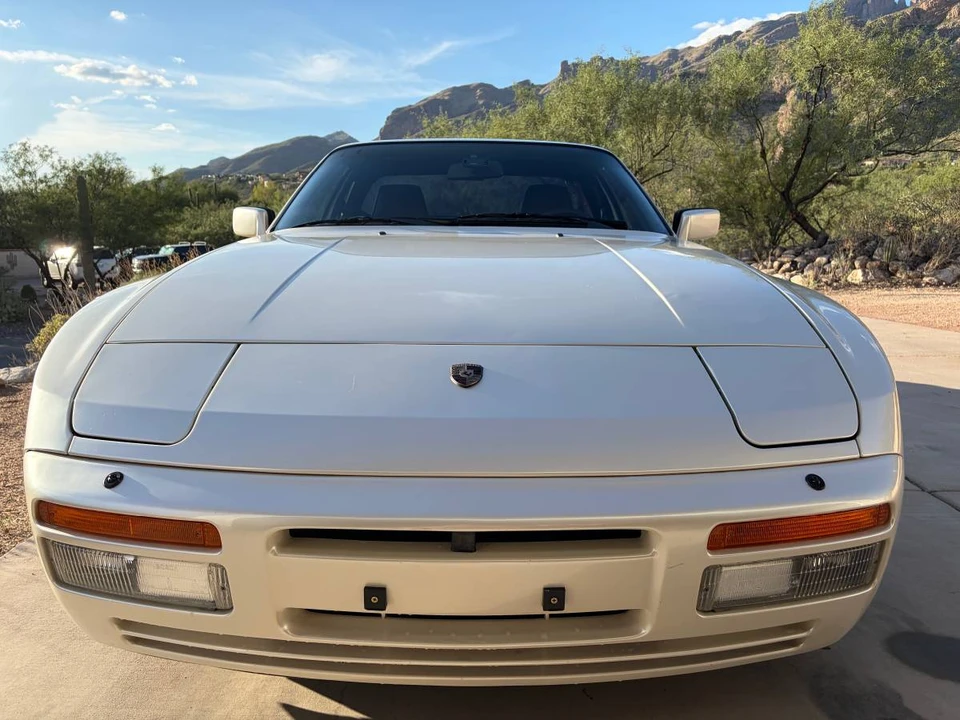 1986 Porsche 944 Turbo - Image 4 of 16
