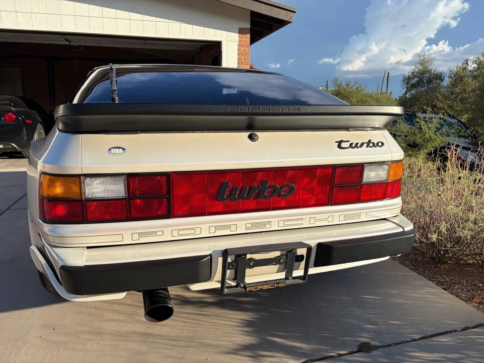 1986 Porsche 944 Turbo - Image 8 of 16