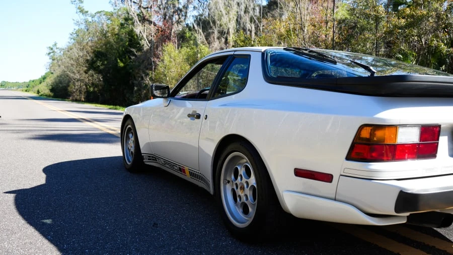 1986 Porsche 944 Turbo - Image 9 of 15
