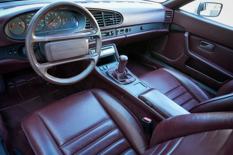1986 Porsche 944 Turbo - Image 13 of 15