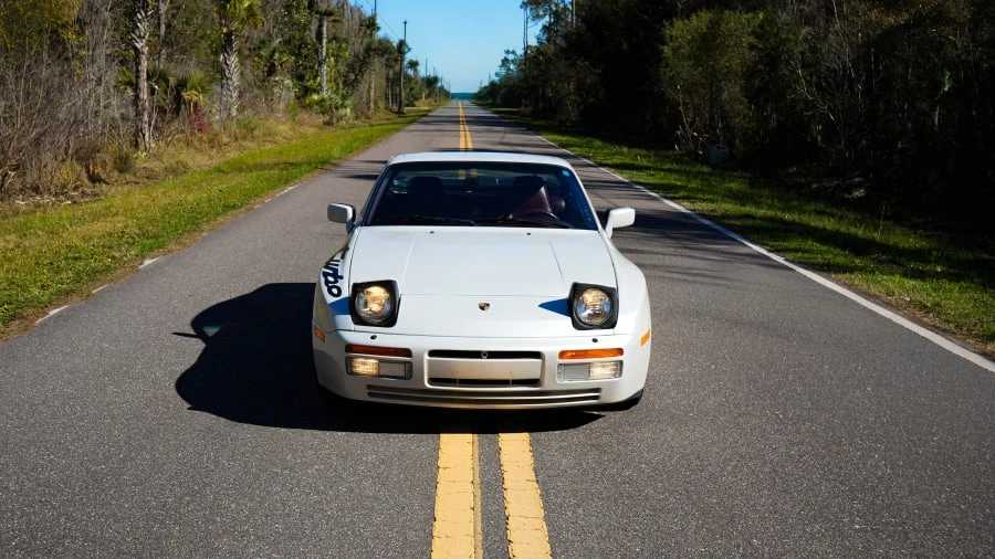 1986 Porsche 944 Turbo - Image 3 of 15