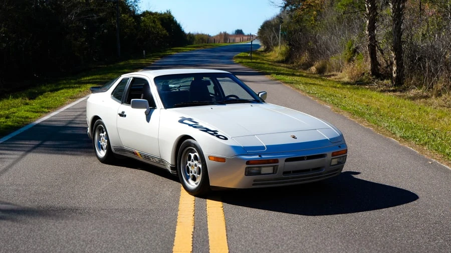 1986 Porsche 944 Turbo - Image 4 of 15