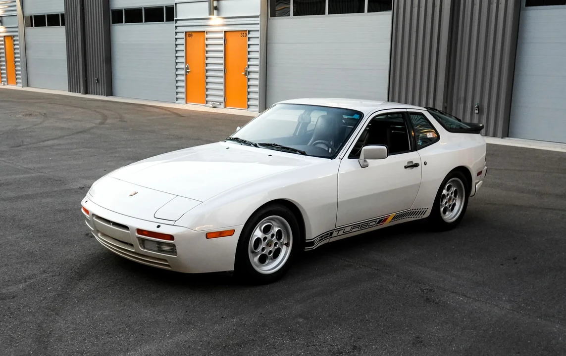 1986 Porsche 944 Turbo - Image 3 of 31