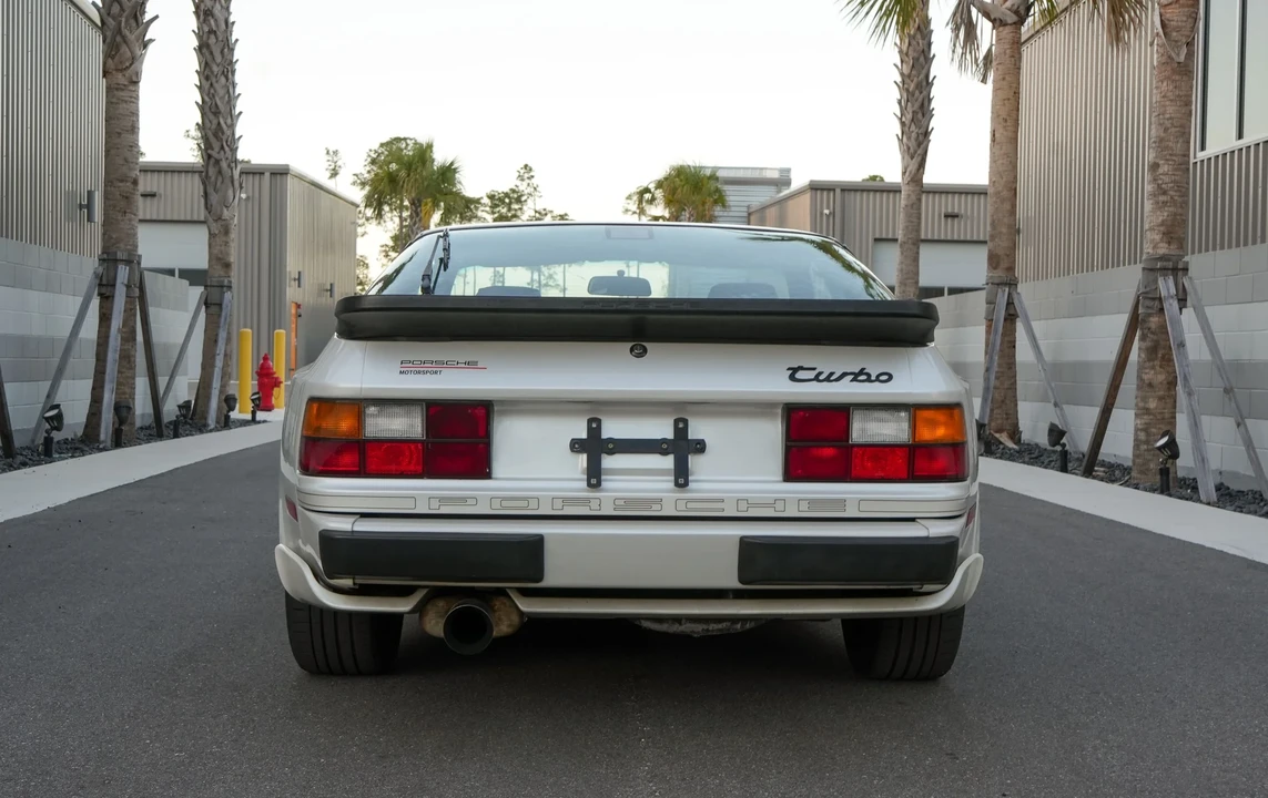 1986 Porsche 944 Turbo - Image 12 of 31