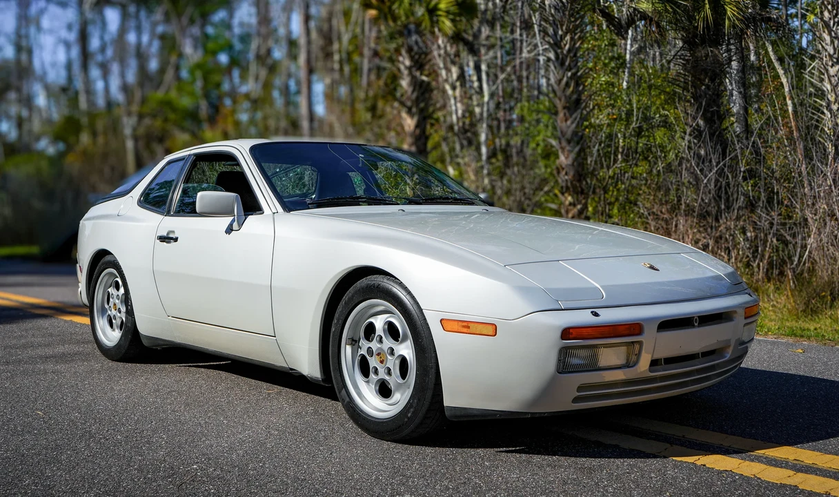 1986 Porsche 944 Turbo - Image 23 of 31