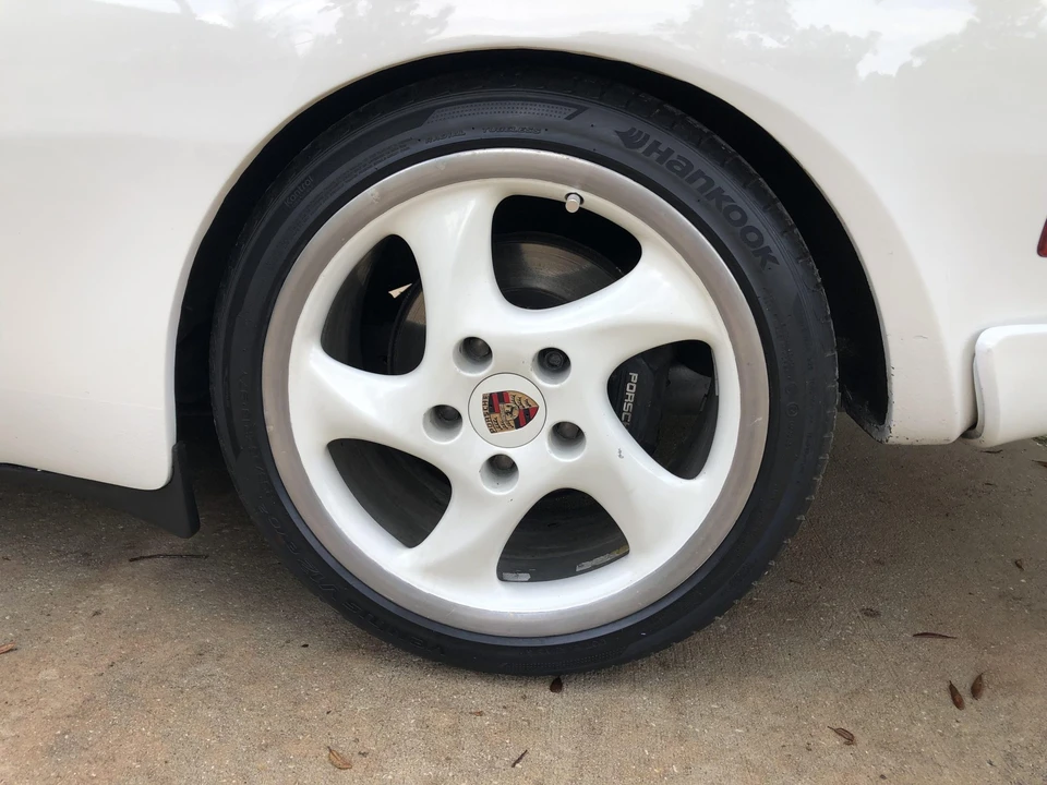 1986 Porsche 944 Turbo - Image 27 of 31