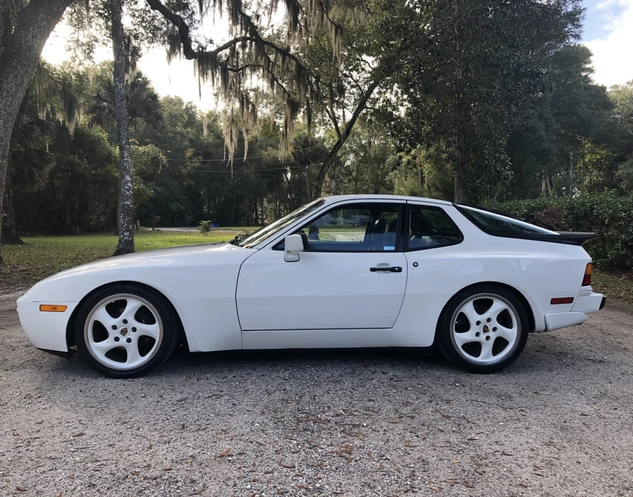 1986 Porsche 944 Turbo - Image 5 of 31