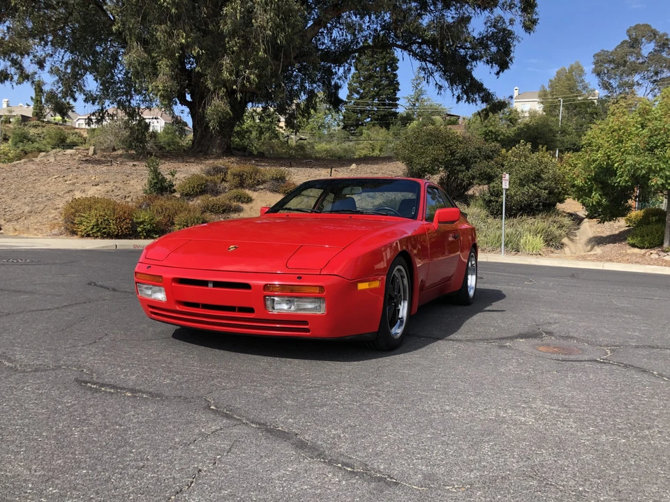 1986 Porsche 944 Turbo - Image 4 of 31