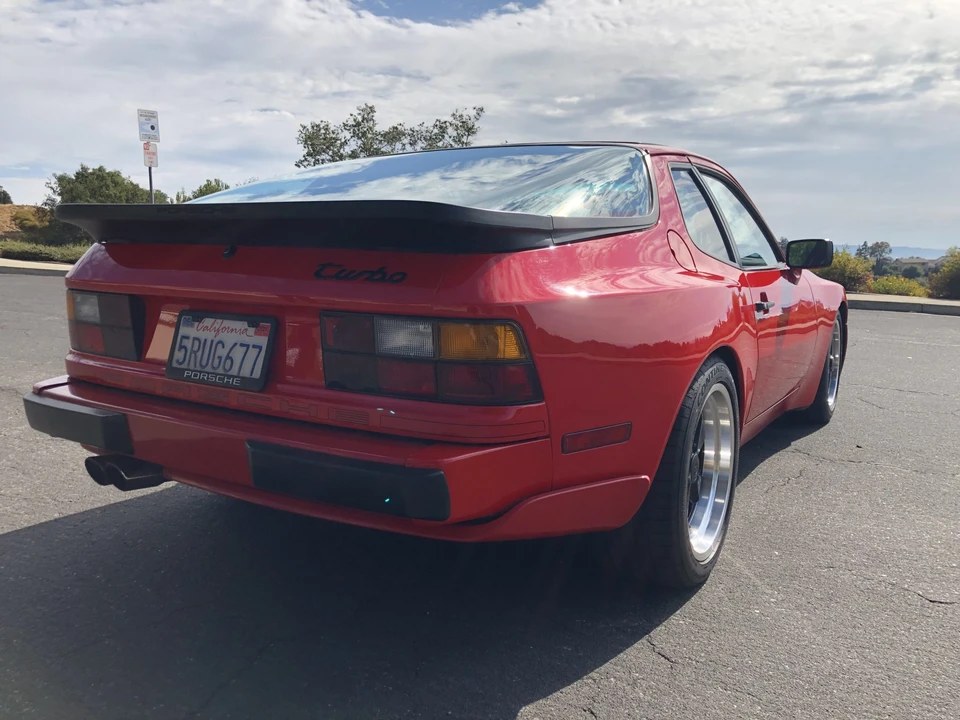 1986 Porsche 944 Turbo - Image 24 of 31