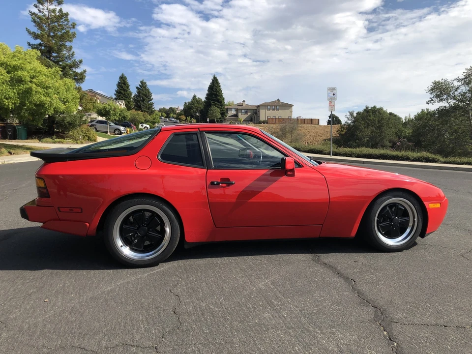 1986 Porsche 944 Turbo - Image 19 of 31