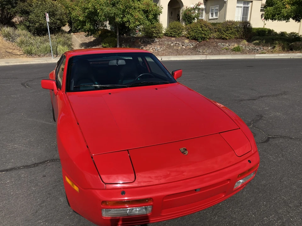 1986 Porsche 944 Turbo - Image 10 of 31