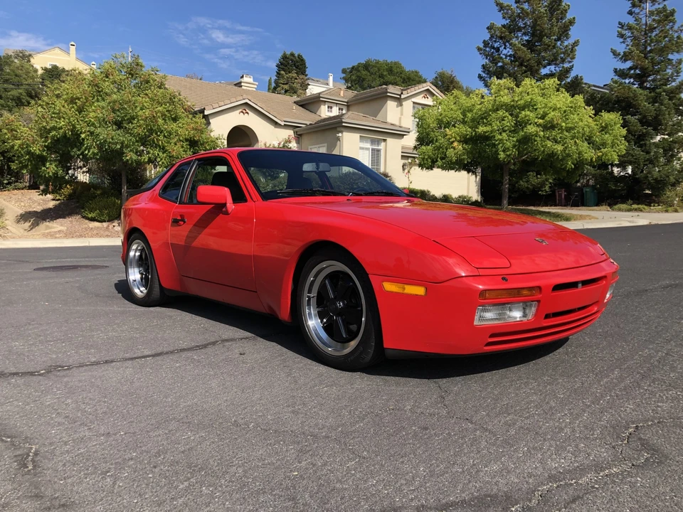 1986 Porsche 944 Turbo - Image 13 of 31