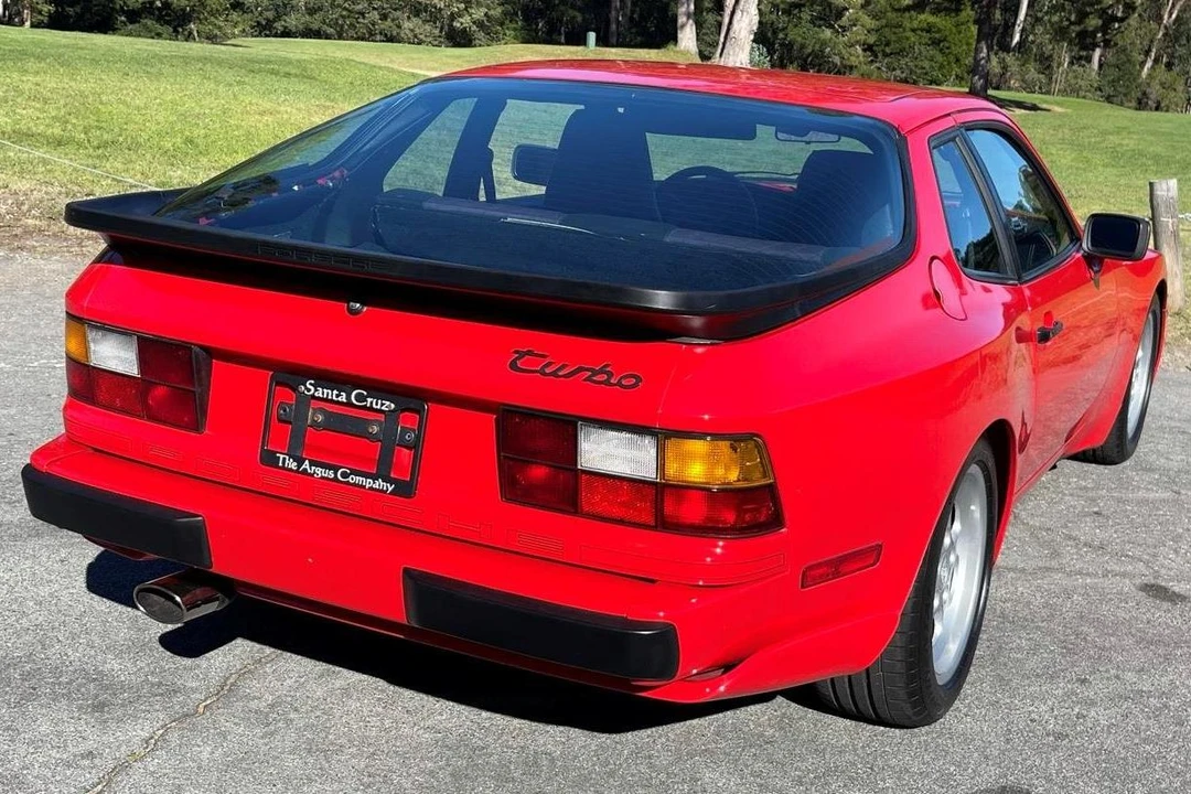 1986 Porsche 944 Turbo - Image 3 of 31