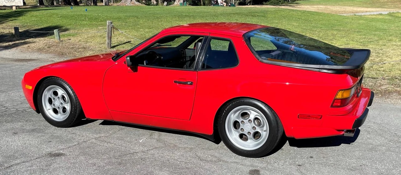 1986 Porsche 944 Turbo - Image 13 of 31