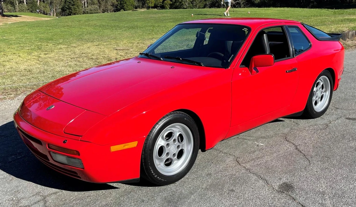 1986 Porsche 944 Turbo - Image 6 of 31