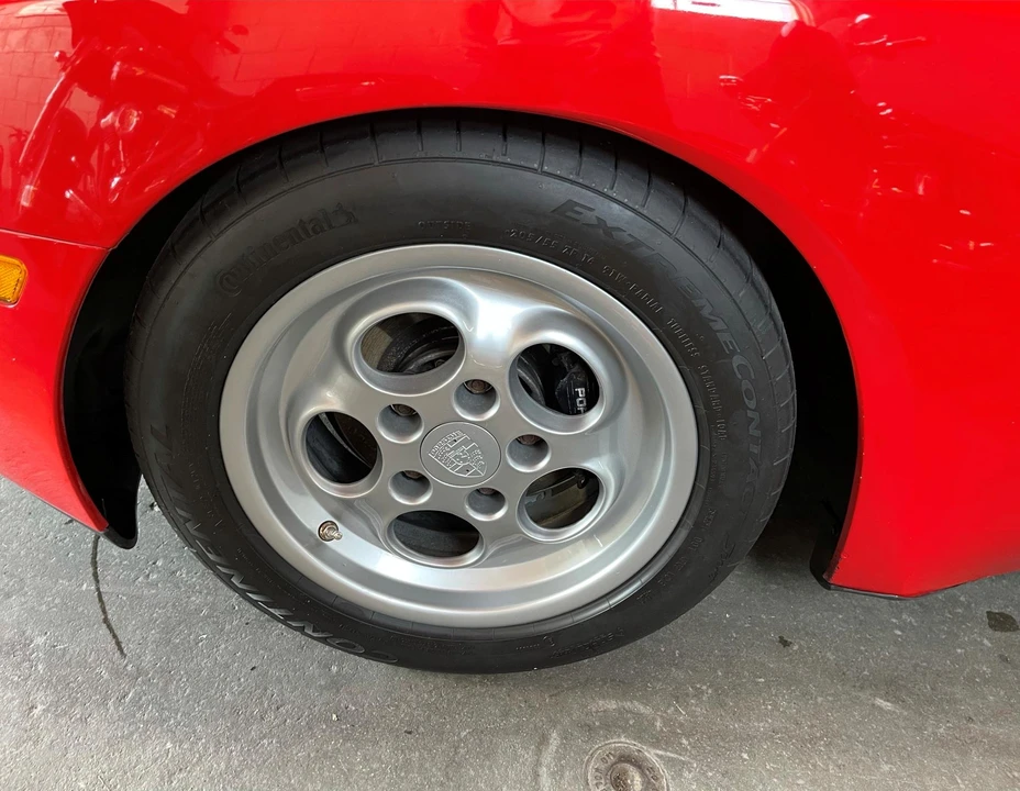 1986 Porsche 944 Turbo - Image 27 of 31