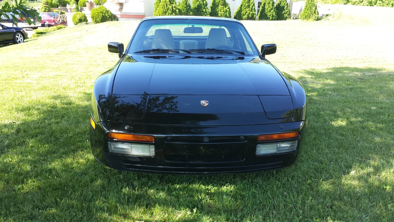 1986 Porsche 944 Turbo - Image 6 of 31