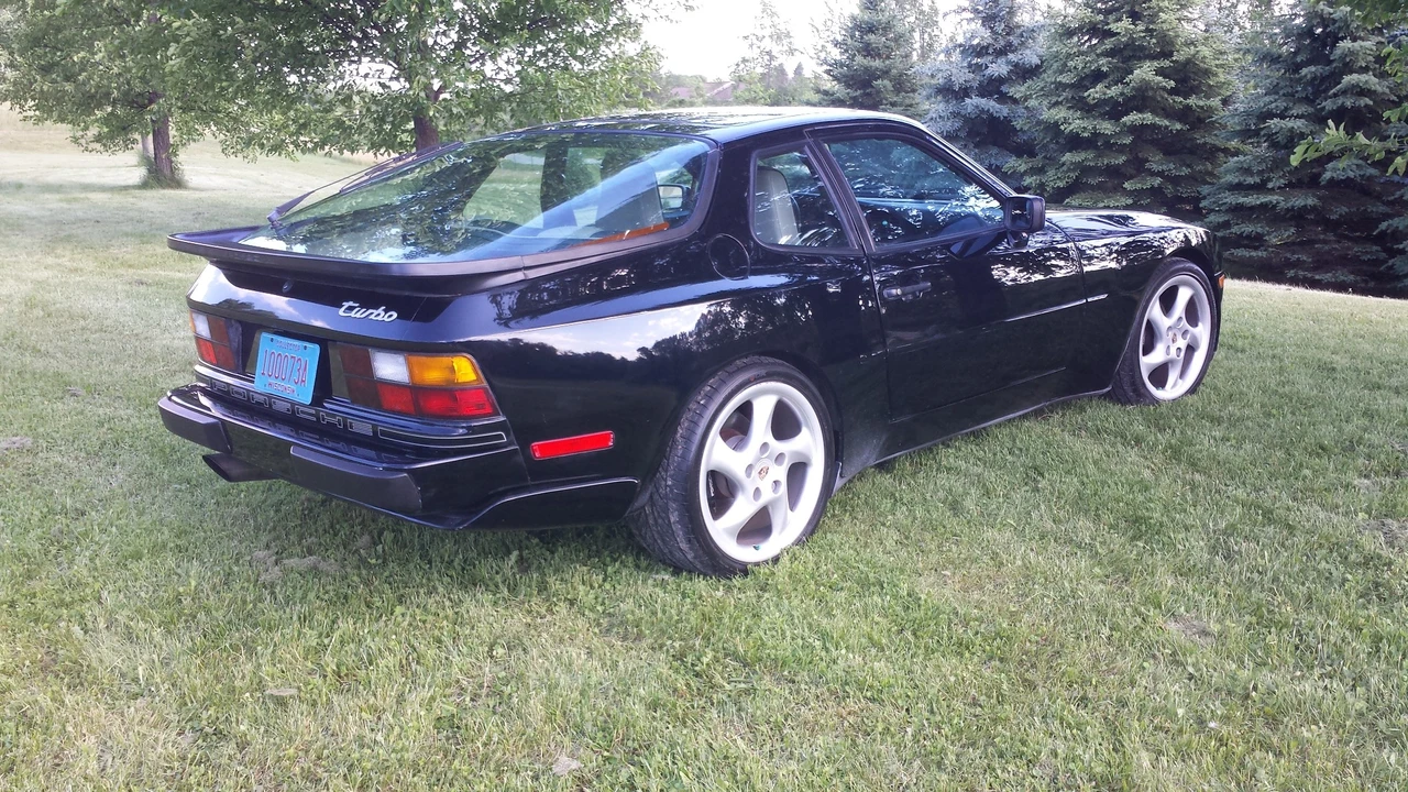 1986 Porsche 944 Turbo - Image 3 of 31
