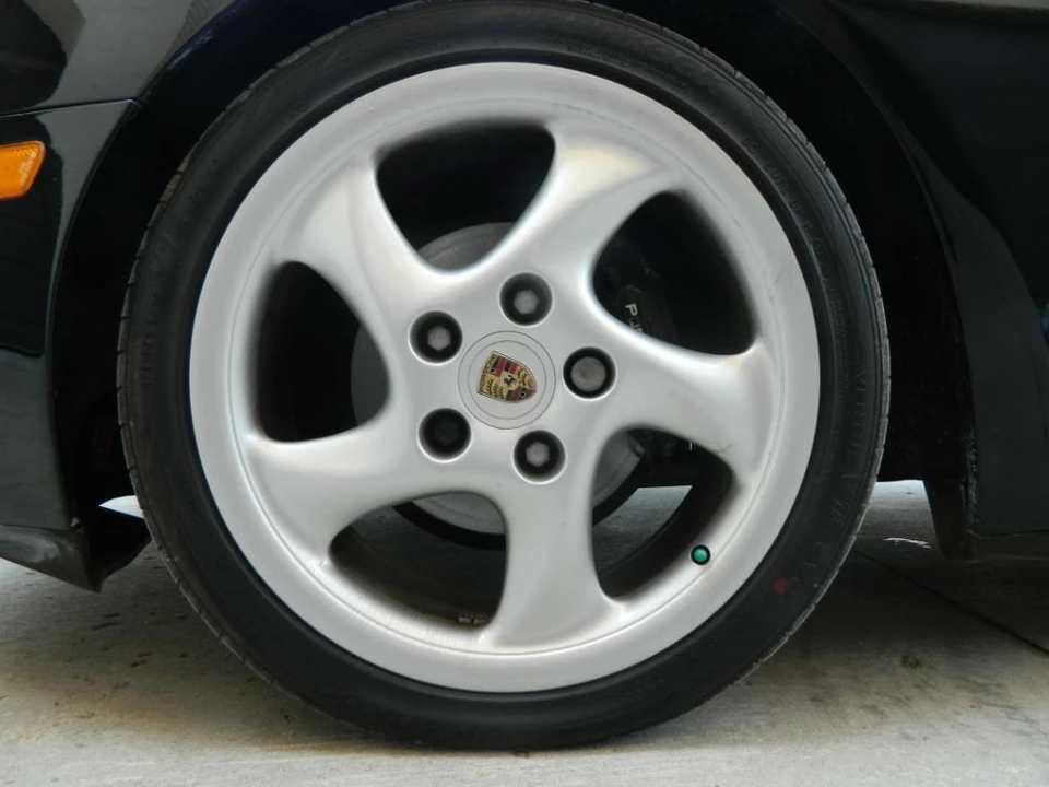 1986 Porsche 944 Turbo - Image 28 of 31