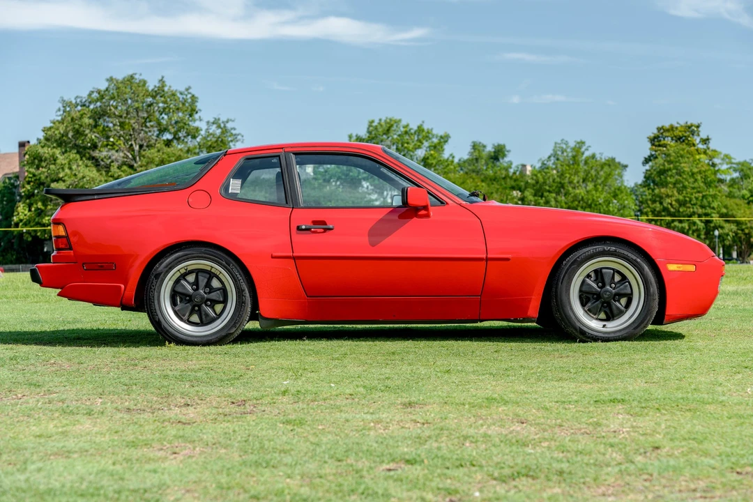1986 Porsche 944 Turbo - Image 10 of 31