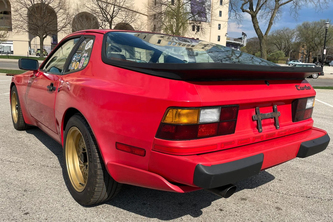 1986 Porsche 944 Turbo - Image 4 of 31
