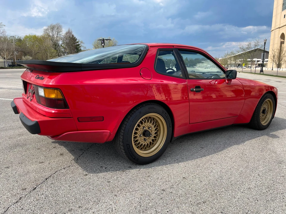 1986 Porsche 944 Turbo - Image 13 of 31