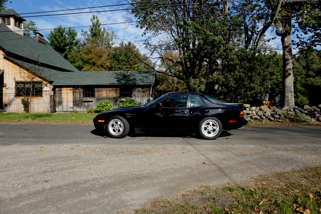 1986 Porsche 944 Turbo - Image 3 of 31