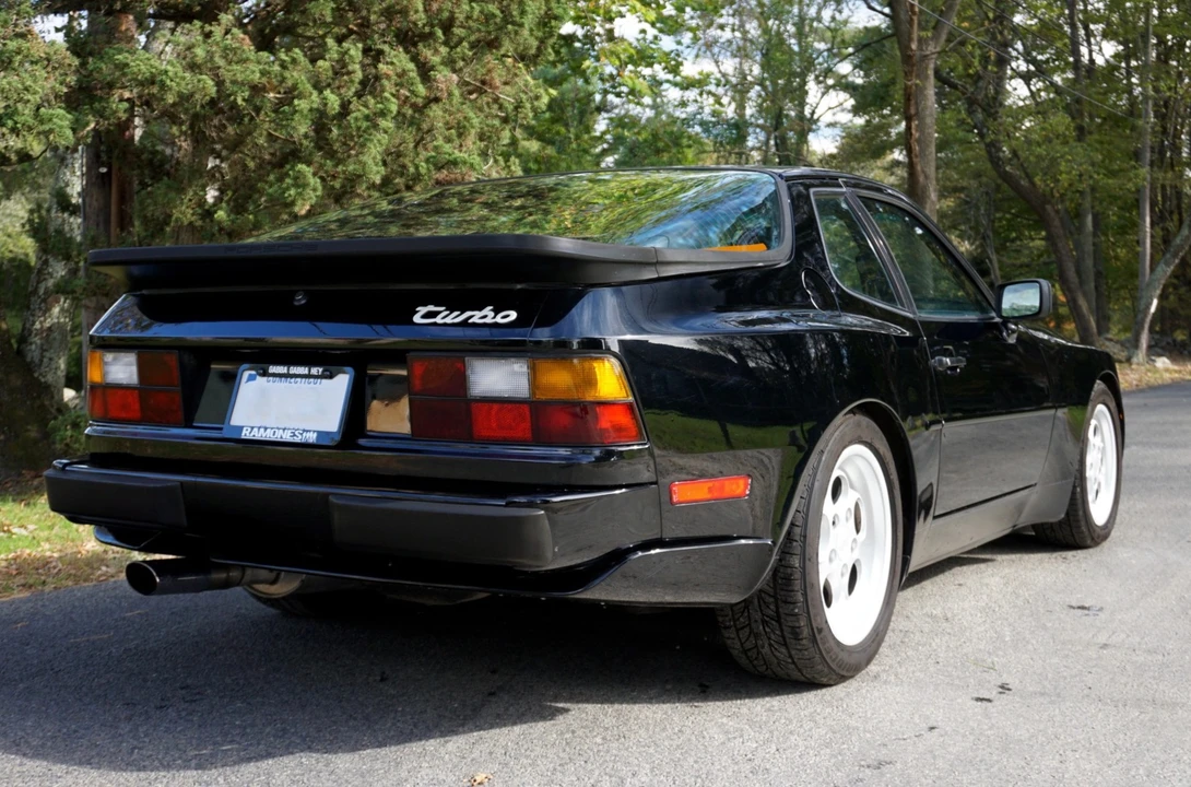 1986 Porsche 944 Turbo - Image 5 of 31
