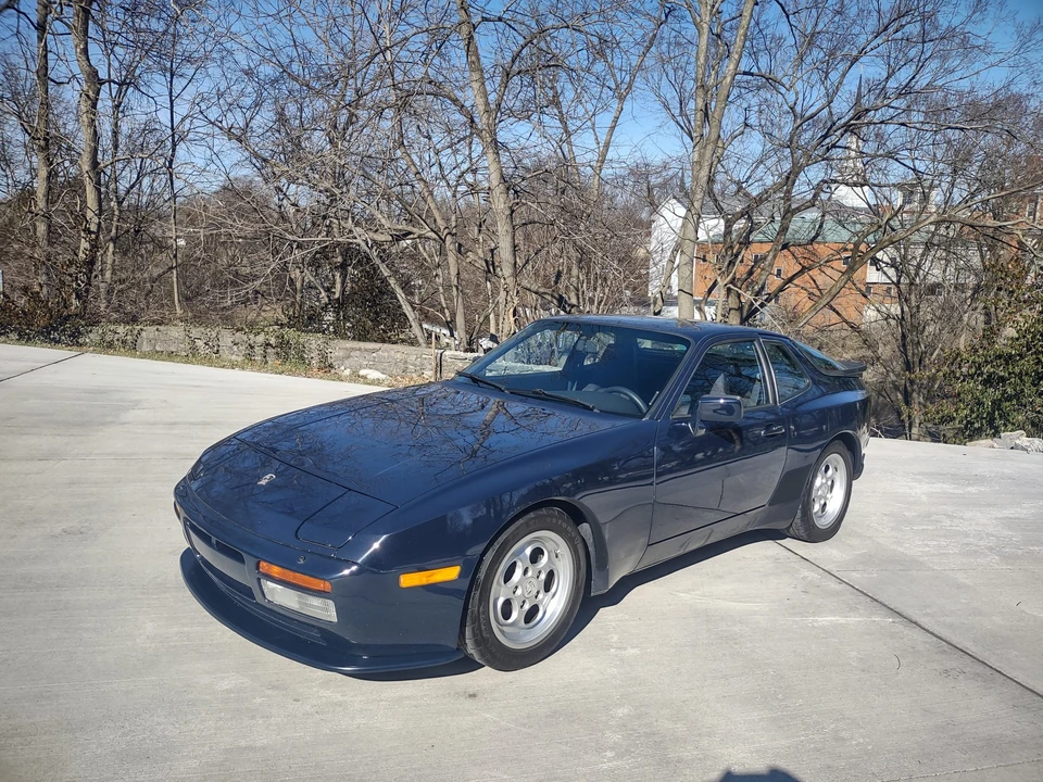 1986 Porsche 944 Turbo - Image 3 of 31