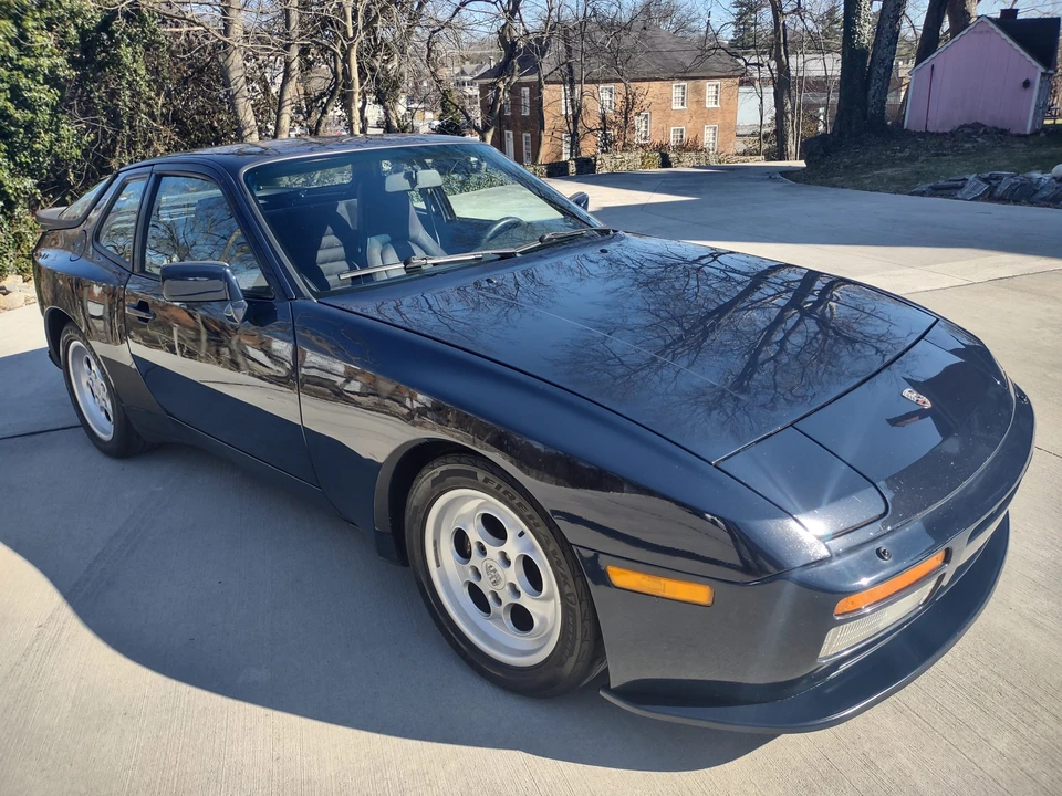 1986 Porsche 944 Turbo - Image 10 of 31