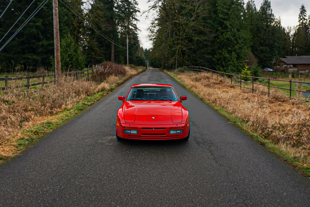 1986 Porsche 944 Turbo - Image 26 of 31